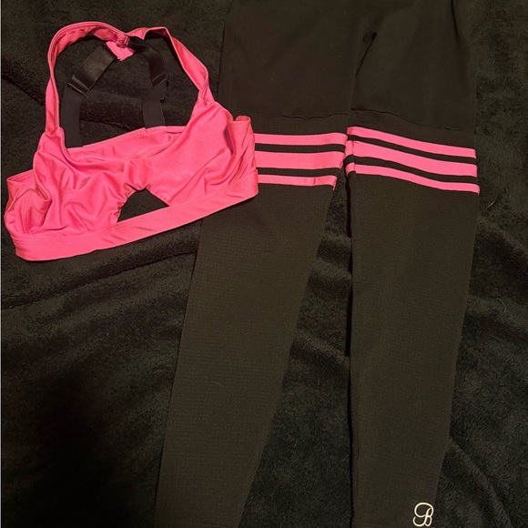 Bombshell Sportswear Neon Pink Sports bra and legging set - Picture 6 of 10